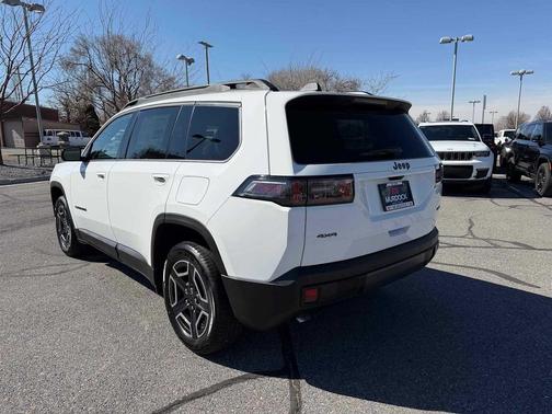 Bright White Clearcoat 2026 Jeep Cherokee Laredo 4x4
