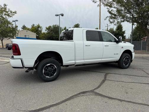 2025 RAM 2500 Laramie Crew Cab 4x4 6'4' Box