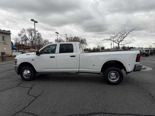 2026 RAM 3500 Tradesman Crew Cab 4x4 8' Box