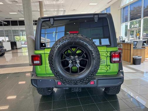 2025 Jeep Wrangler Willys