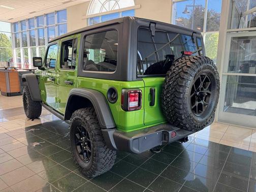 2025 Jeep Wrangler Willys