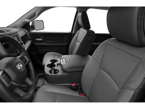 Bright White Clearcoat 2019 RAM 3500 Tradesman Crew Cab 4x4 8' Box