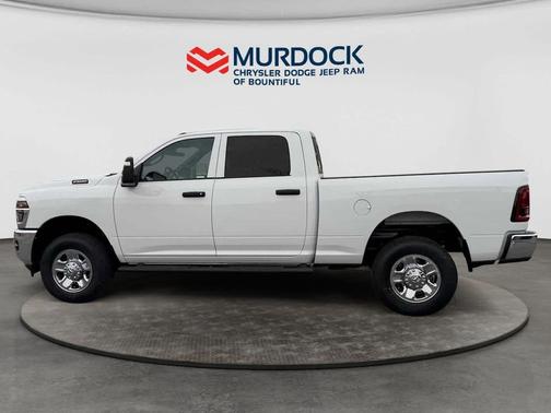2026 RAM 2500 Tradesman Crew Cab 4x4 6'4' Box