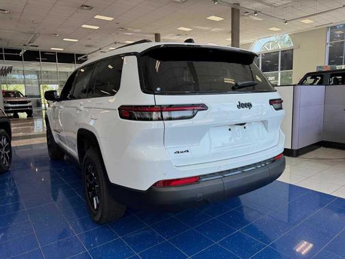 2025 Jeep Grand Cherokee L Altitude