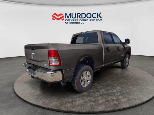 Granite Crystal Metallic Clearcoat 2024 RAM 3500 Laramie Crew Cab 4x4 8' Box