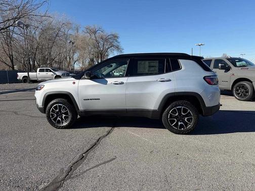 2026 Jeep Compass Trailhawk