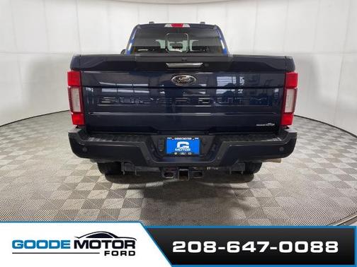 2022 Ford F-350 LARIAT SUPER DUTY