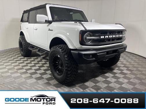 OXFORD WHITE 2022 Ford Bronco OUTER BANKS
