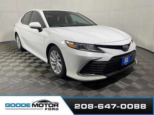 Super White 2022 Toyota Camry LE