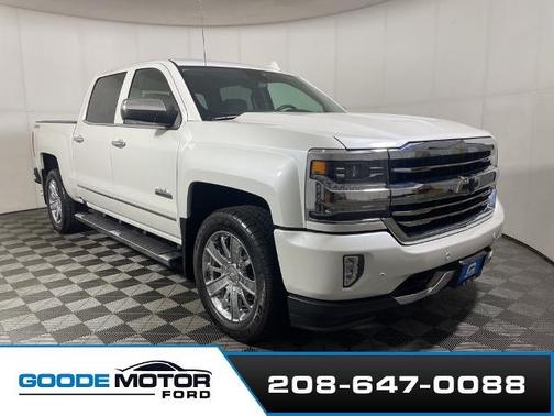 Iridescent Pearl Tricoat 2018 Chevrolet Silverado 1500 HIGH COUNTRY