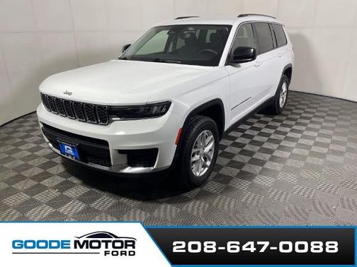 2023 Jeep Grand Cherokee LAREDO