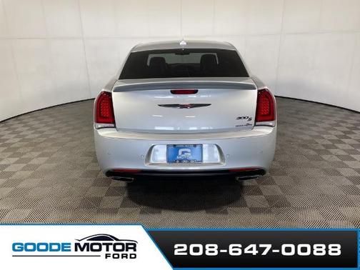 2023 Chrysler 300 S