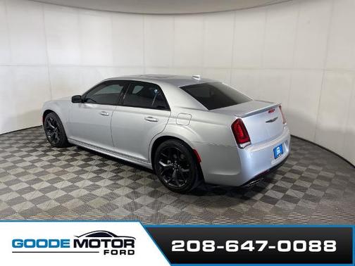 2023 Chrysler 300 S