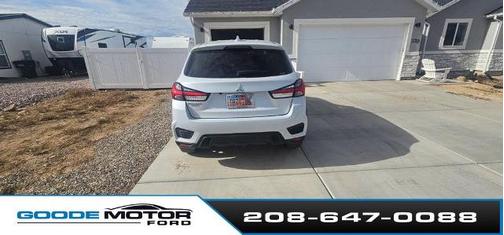 White 2024 Mitsubishi Outlander Sport 2.0 ES
