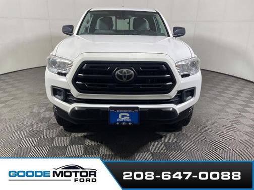 Super White 2019 Toyota Tacoma SR5