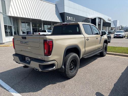 2022 GMC Sierra 1500 AT4