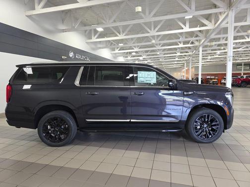 Titanium Rush Metallic 2026 GMC Yukon XL 4WD Elevation