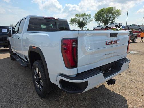 Glacier White Tricoat 2026 GMC Sierra 3500 Denali