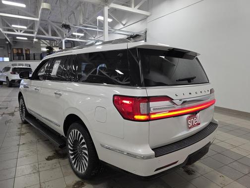 2019 Lincoln Navigator L Black Label