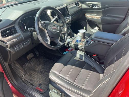 Cayenne Red Tintcoat 2022 GMC Acadia Denali
