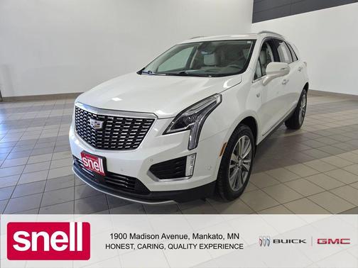 2022 Cadillac XT5 Premium Luxury