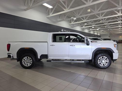 White Frost Tricoat 2023 GMC Sierra 3500 Denali