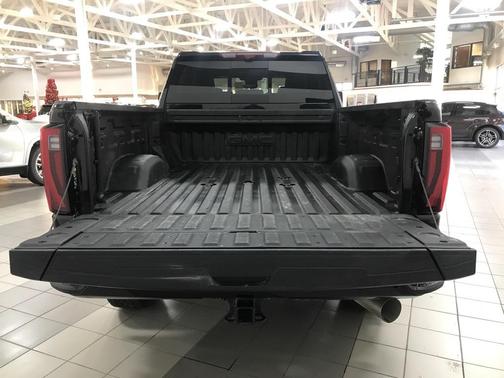 2025 GMC Sierra 3500 Denali