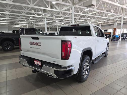 Summit White 2023 GMC Sierra 1500 SLT