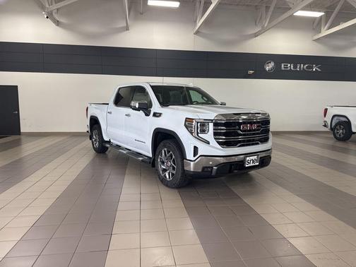 Glacier White Tricoat 2026 GMC Sierra 1500 SLT