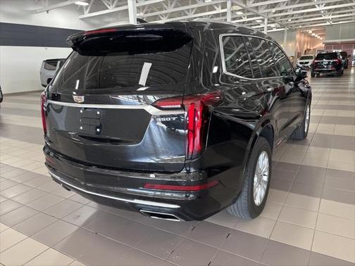 2023 Cadillac XT6 Luxury AWD