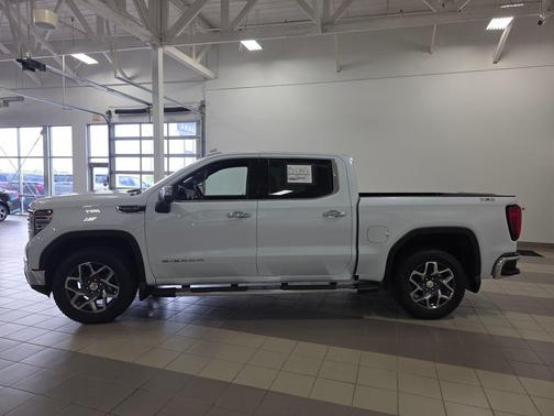 Glacier White Tricoat 2026 GMC Sierra 1500 SLT