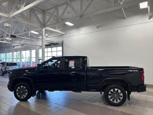 2024 Chevrolet Silverado 2500 Custom