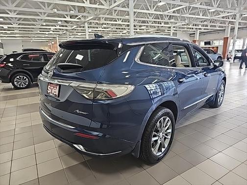 2022 Buick Enclave AWD Avenir