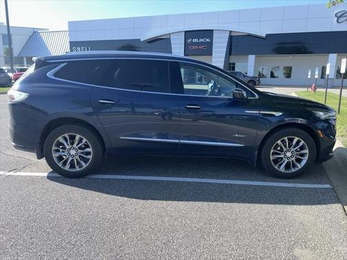 2022 Buick Enclave AWD Avenir