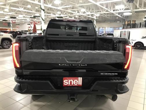 2025 GMC Sierra 3500 Denali