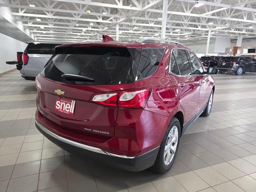 Cajun Red Tintcoat 2020 Chevrolet Equinox L