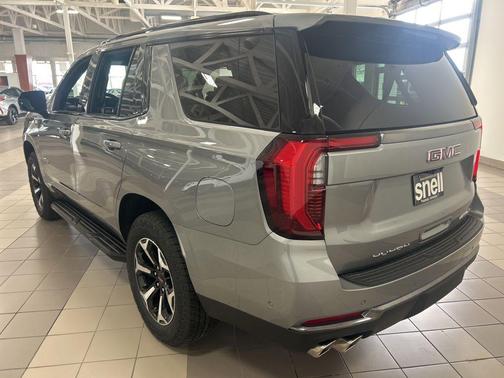 2026 GMC Yukon 4WD AT4