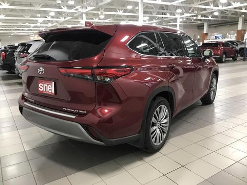 2021 Toyota Highlander Platinum