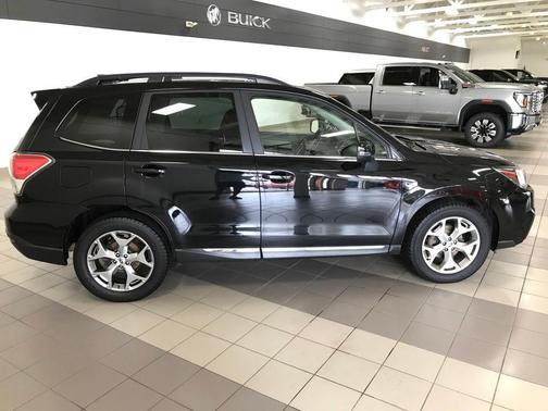 Crystal Black Silica 2018 Subaru Forester 2.5i Touring