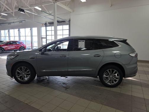 2023 Buick Enclave Avenir AWD