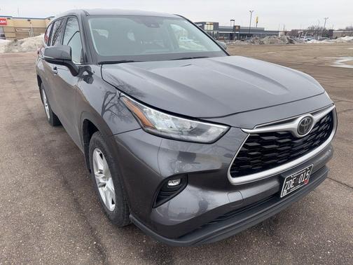 2020 Toyota Highlander LE