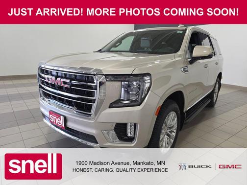 Pearl Beige Metallic 2022 GMC Yukon SLT