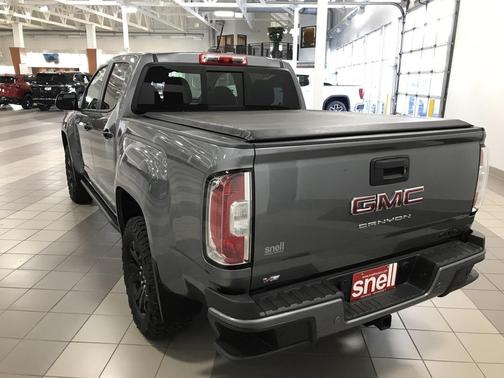 2022 GMC Canyon AT4