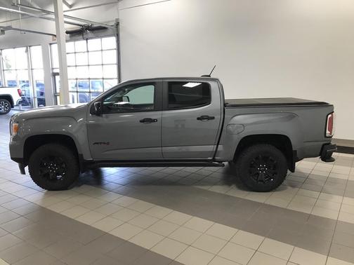 2022 GMC Canyon AT4