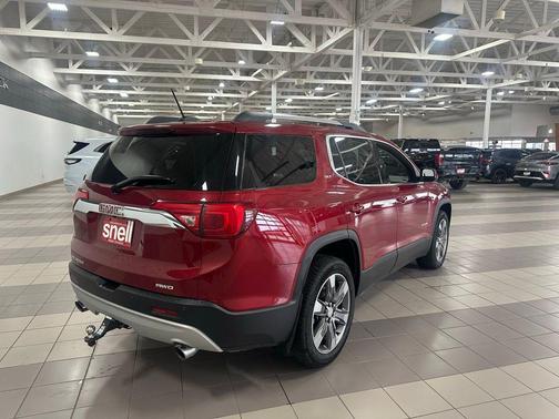 Red Quartz Tintcoat 2019 GMC Acadia SLT-2
