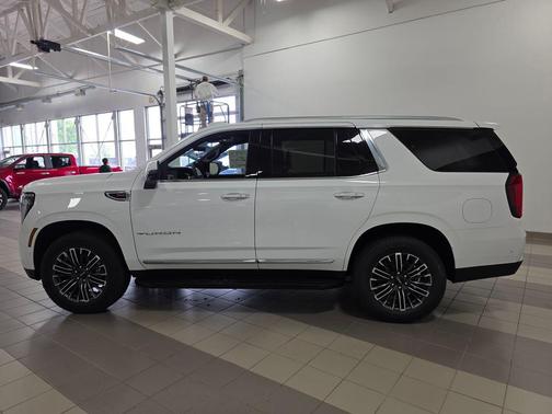 Summit White 2026 GMC Yukon 4WD Elevation