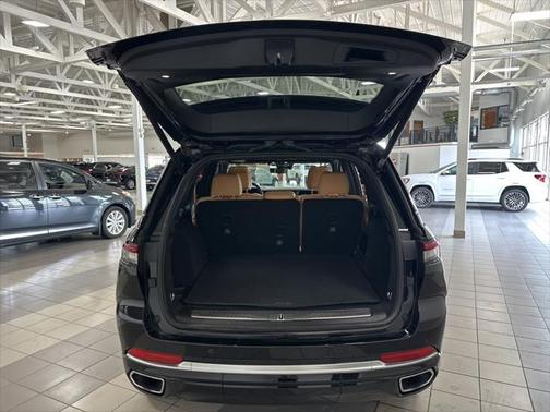 2023 Jeep Grand Cherokee Summit