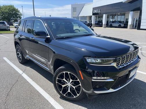 2023 Jeep Grand Cherokee Summit