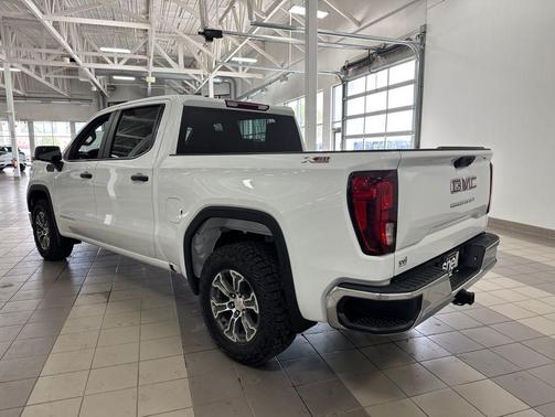 Summit White 2026 GMC Sierra 1500 Pro