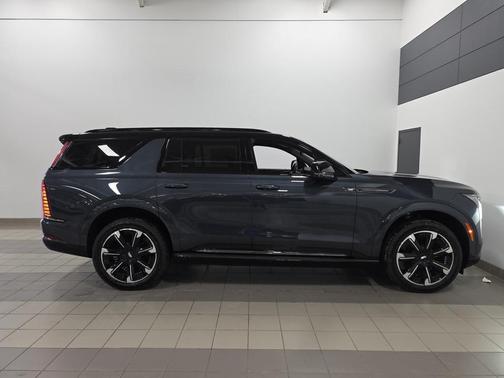 2026 Cadillac Escalade IQL Sport